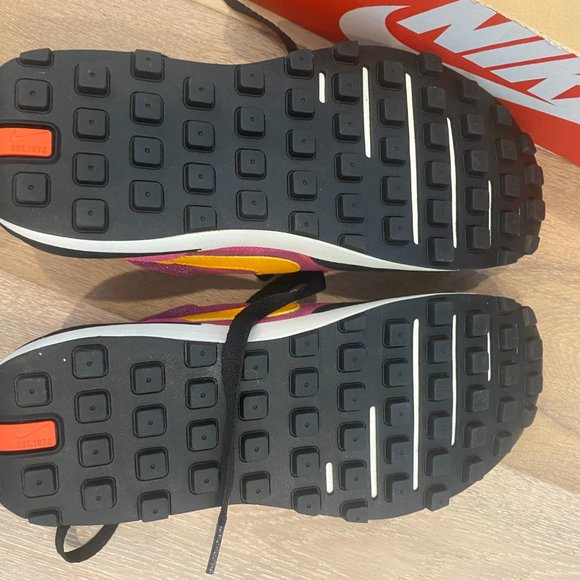 Nike Waffle One - Picture 6 of 7